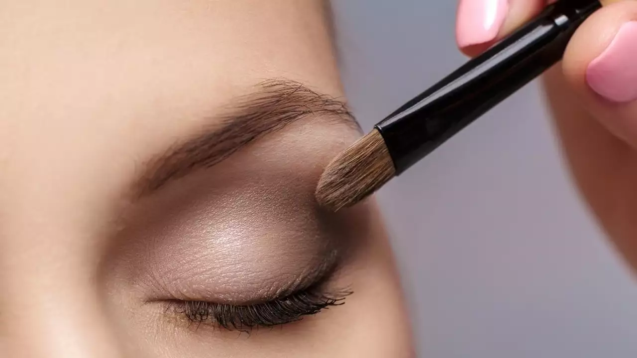 Maquillaje de ojos: 10 vídeos de tutoriales paso a paso y trucos para pintarlos