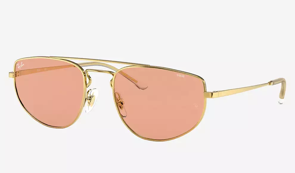  Tendencias en gafas de sol para mujer 2022 cristales colores