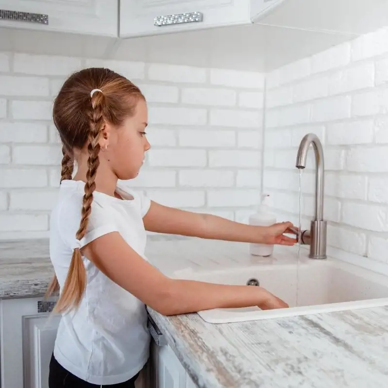 Cómo ahorrar agua en casa: 10 trucos para reducir la factura y ser más ecológicos