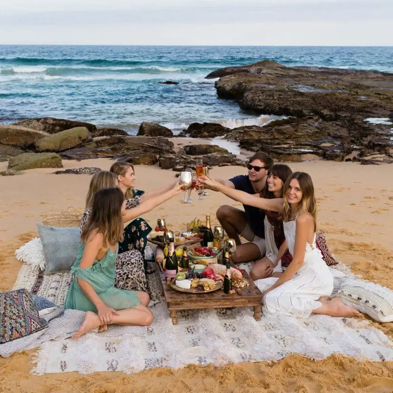 5 platos obligatorios que no pueden faltar en tu picnic en la playa este verano