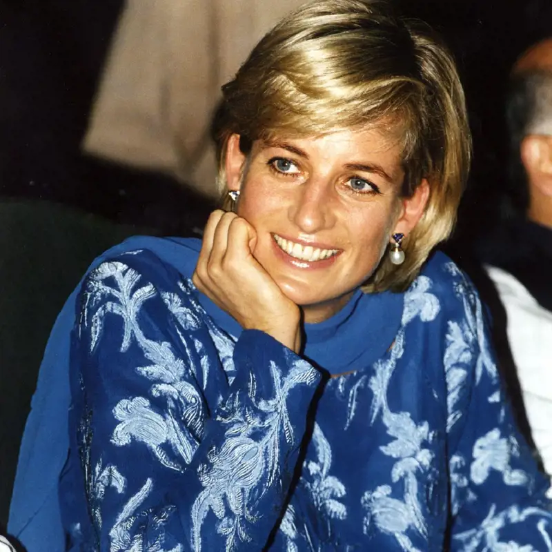Su relación con la Casa Real, su labor humanitaria y su bajada a los infiernos: se cumplen 25 años del fallecimiento de Diana de Gales